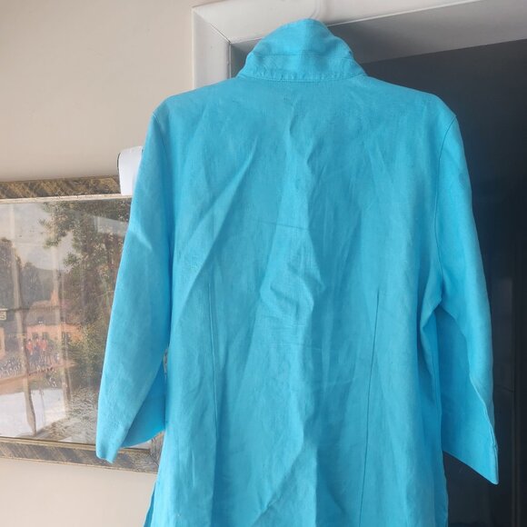 Vintage Tabi Embroidered & Beaded Turquoise - 100 Heavy linen - 28 x 22 w - Picture 3 of 5